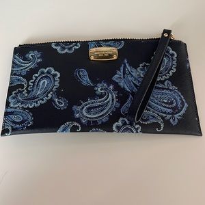 Michael Kors wristlet